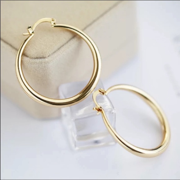 New Women’s 1.5” Round Hoop Yellow Gold Earrings - Picture 2 of 2